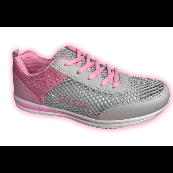 Athletic shoes - Picture 2 of 3